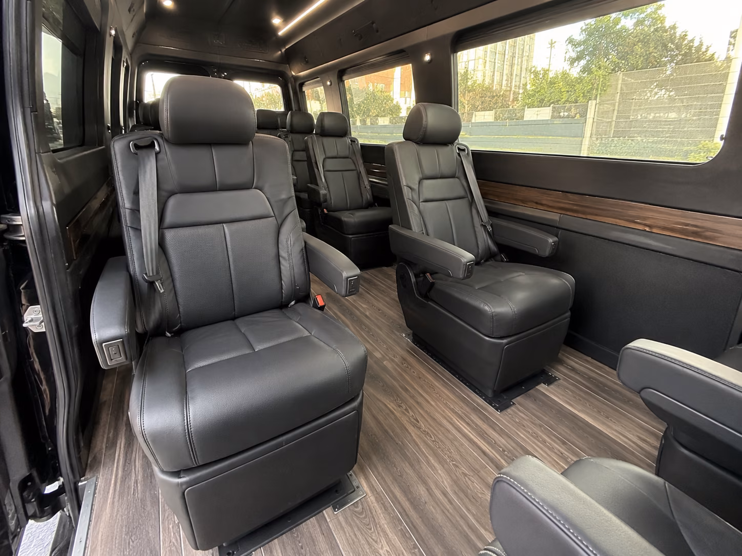 10 passenger sprinter van interior